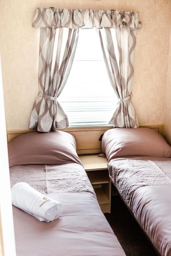 Kings Caravan - Family Groups Only - Very Quiet Park Villa Skegness Eksteriør bilde